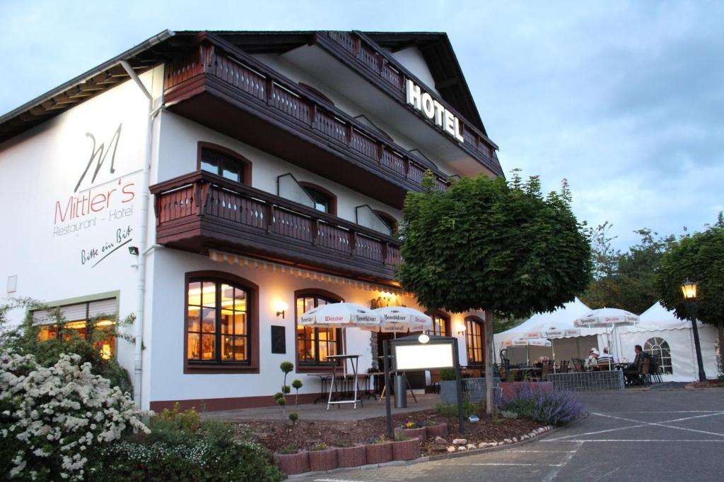 Hotel Zur Moselbruecke Schweich Exterior photo